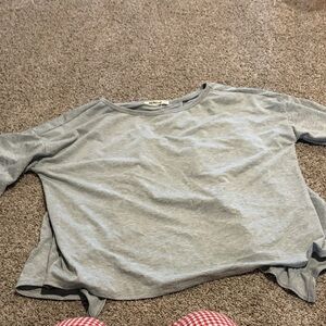 Three Bird’s Nest Women's Ruffled Flutter Back Top - light gray